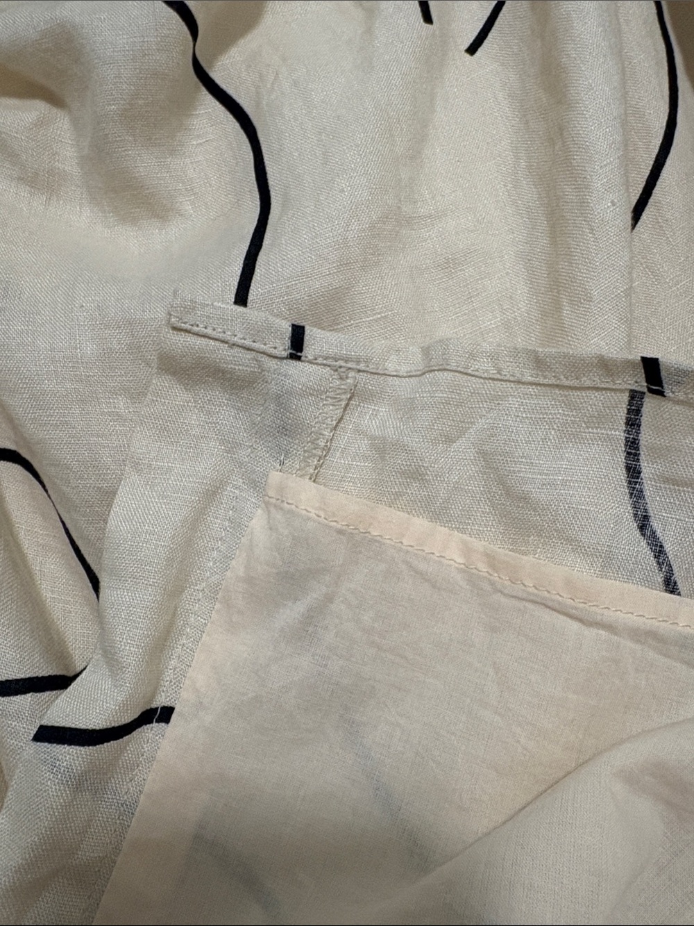 Magaschoni Cream Midi Dress with Black Abstract Lines  - Size 6 EUC - Picture 7 of 8